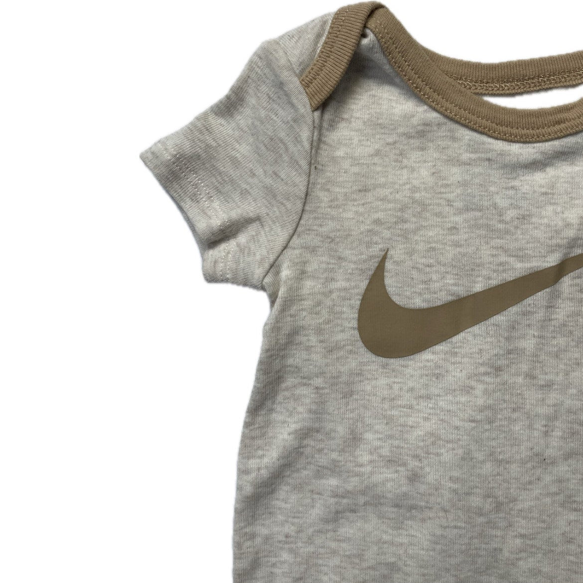 Petit ensemble Nike-0-6 mois